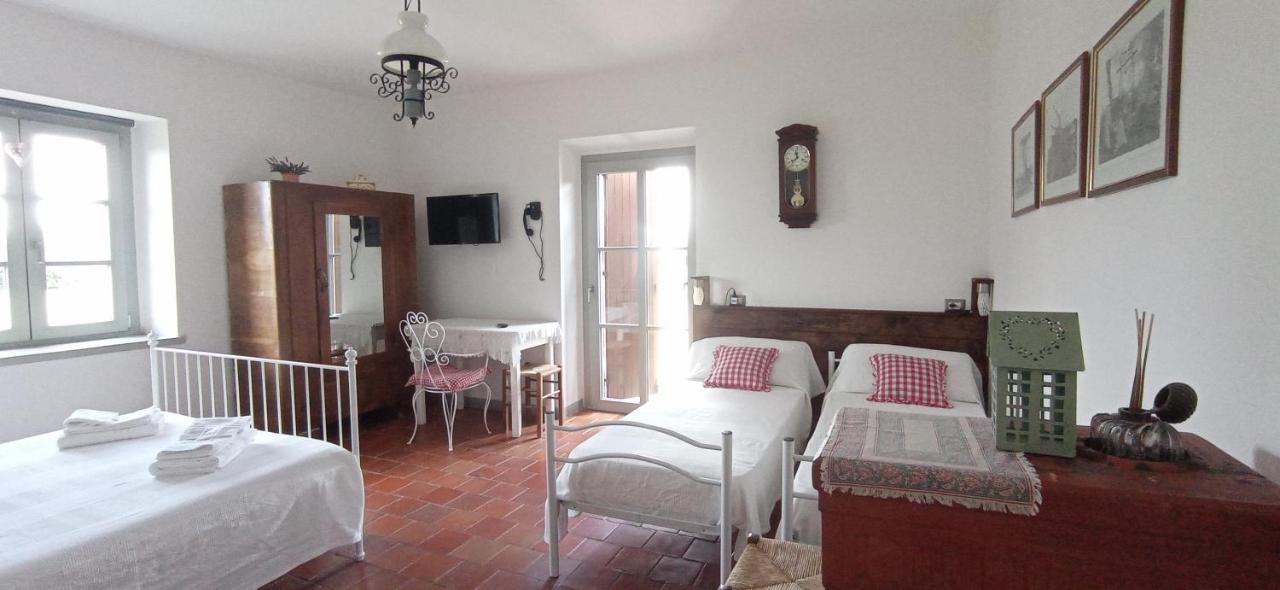 Bed and Breakfast Il Casale di Giulia di Aprilia Camera foto
